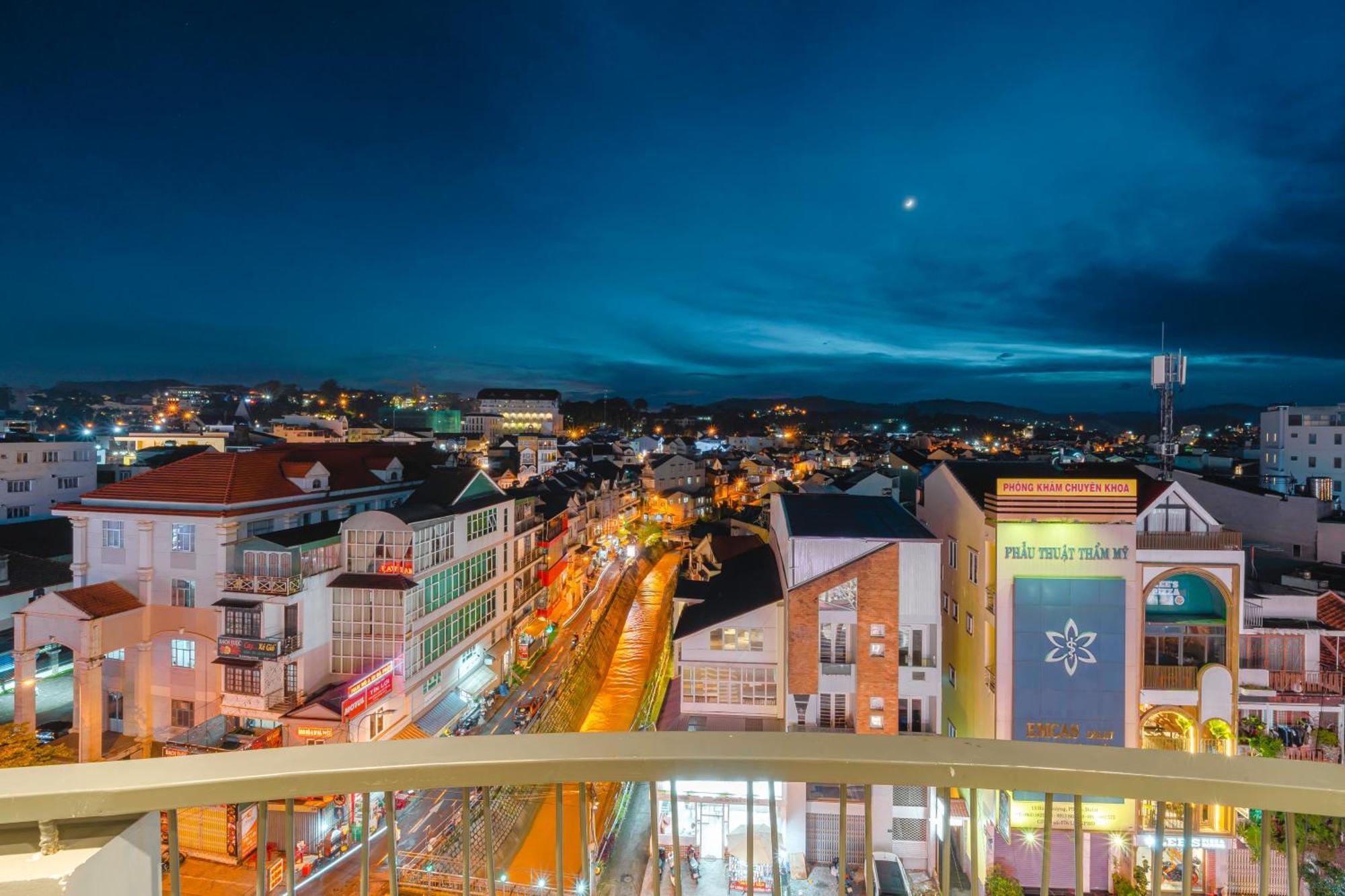 Ttr Central Apart Hotel Da Lat Exterior foto